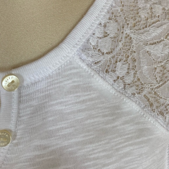Chaps white tshirt with button front and lace detail - Picture 3 of 5